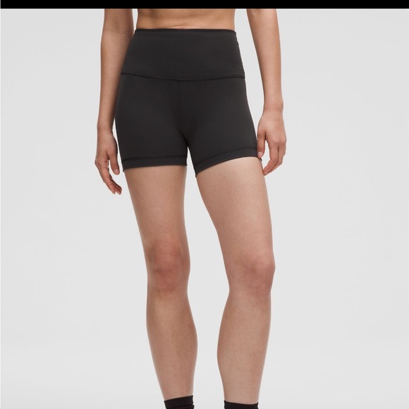 Lululemon wunder train shorts size 6 - Picture 5 of 8